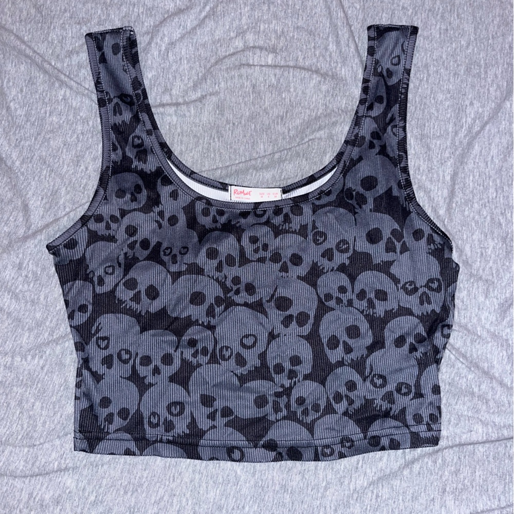 graphic tank